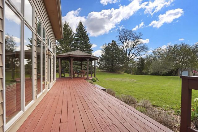 28411 72nd PLACE, Salem, WI 53168