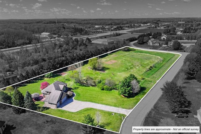 28411 72nd PLACE, Salem, WI 53168