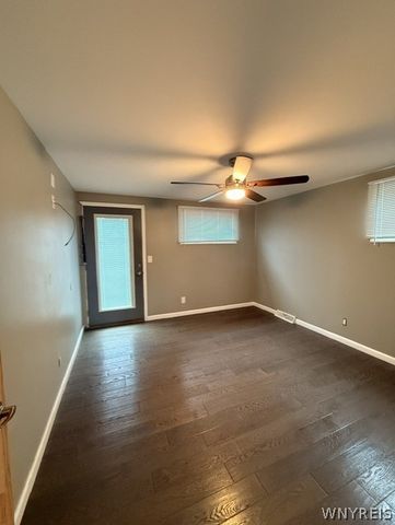 440 University Avenue [Lower Unit], Tonawanda, NY 14223