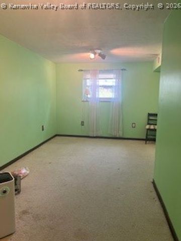1130 Lyndale Drive, Charleston, WV 25314
