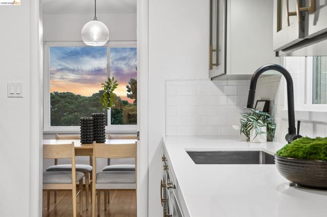 885 Shevlin Dr, El Cerrito, CA 94530