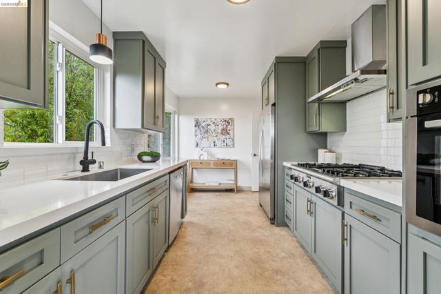 885 Shevlin Dr, El Cerrito, CA 94530