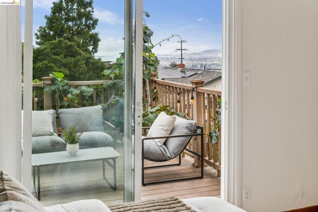 885 Shevlin Dr, El Cerrito, CA 94530