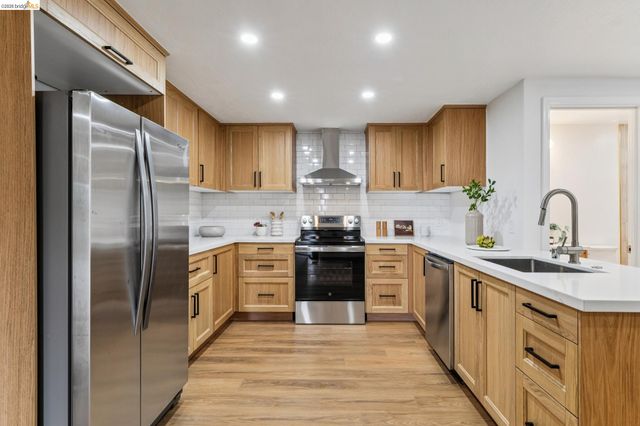885 Shevlin Dr, El Cerrito, CA 94530