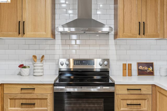 885 Shevlin Dr, El Cerrito, CA 94530