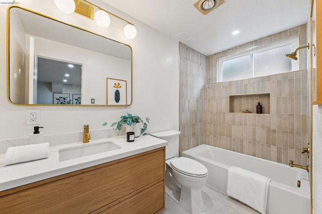 885 Shevlin Dr, El Cerrito, CA 94530