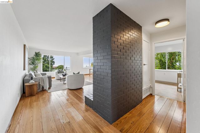 885 Shevlin Dr, El Cerrito, CA 94530