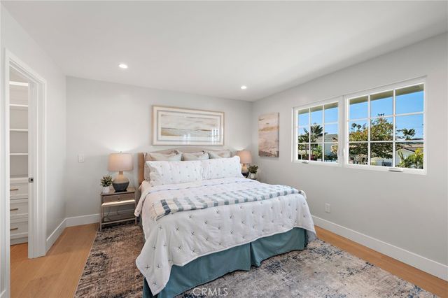 9072 Niguel Circle, Huntington Beach, CA 92646
