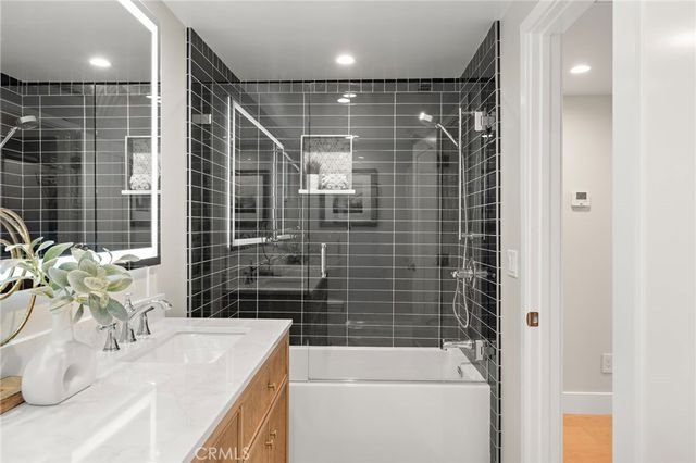9072 Niguel Circle, Huntington Beach, CA 92646
