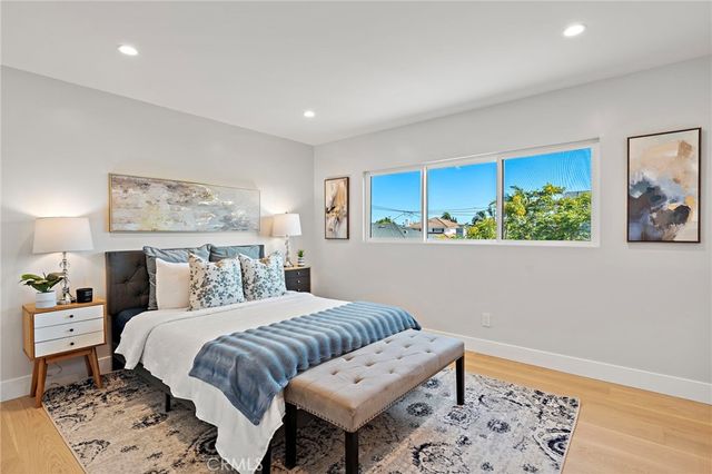 9072 Niguel Circle, Huntington Beach, CA 92646