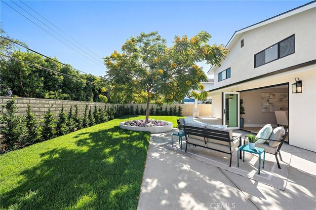 9072 Niguel Circle, Huntington Beach, CA 92646