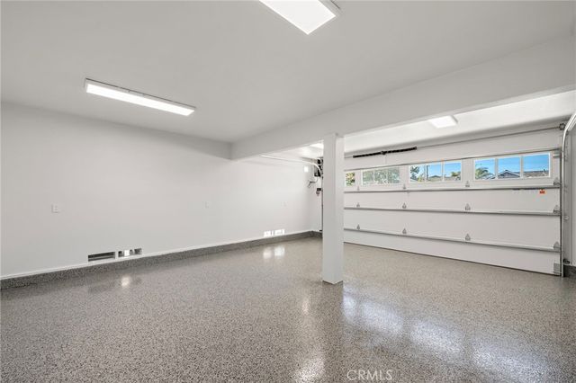 9072 Niguel Circle, Huntington Beach, CA 92646