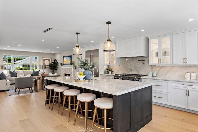 9072 Niguel Circle, Huntington Beach, CA 92646