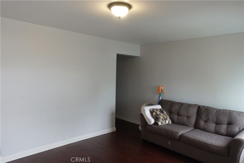 2221 Elsinore, Los Angeles, CA 90026 — photo 2