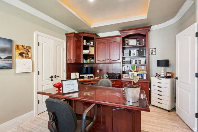 941 N SANDHURST DR, Salt Lake City, UT 84103