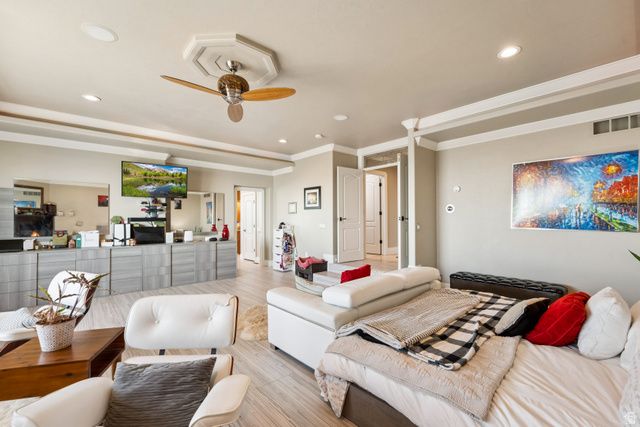 941 N SANDHURST DR, Salt Lake City, UT 84103