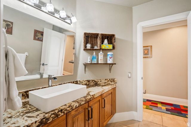 941 N SANDHURST DR, Salt Lake City, UT 84103