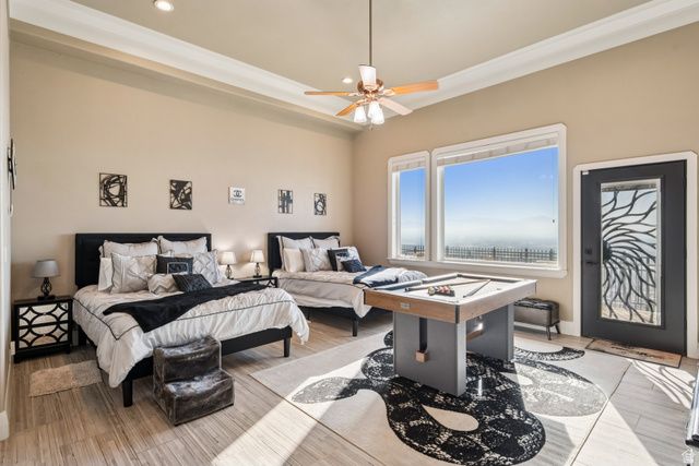 941 N SANDHURST DR, Salt Lake City, UT 84103
