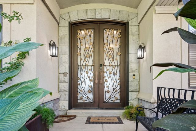 941 N SANDHURST DR, Salt Lake City, UT 84103