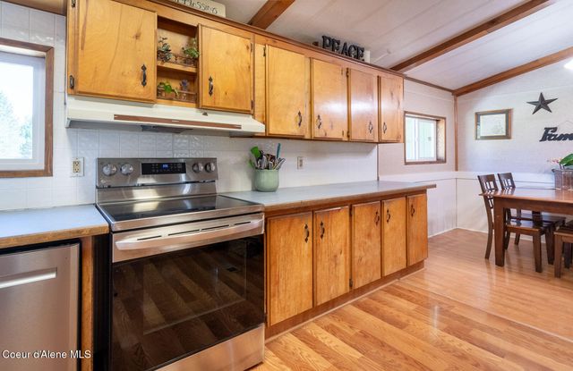 4882 W Highway 53, Rathdrum, ID 83858