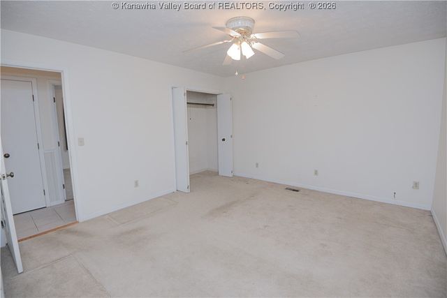 101 Elite Heights Road, Hurricane, WV 25526