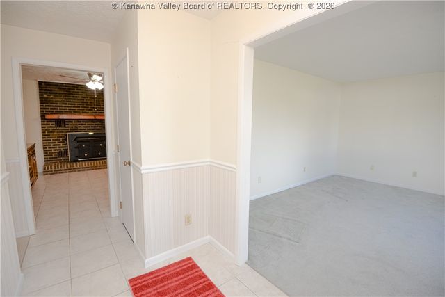 101 Elite Heights Road, Hurricane, WV 25526