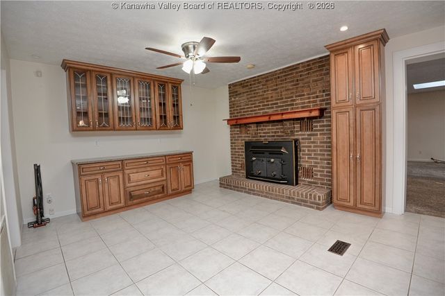 101 Elite Heights Road, Hurricane, WV 25526