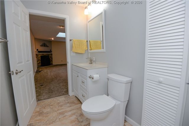 101 Elite Heights Road, Hurricane, WV 25526