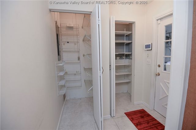 101 Elite Heights Road, Hurricane, WV 25526