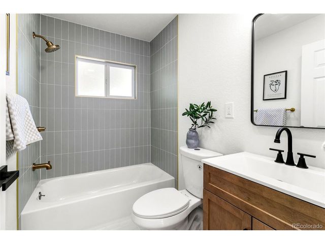 990 Tennyson St, Denver, CO 80204