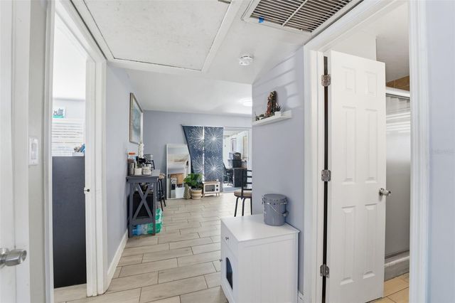 3310 W BEACH STREET, Tampa, FL 33607