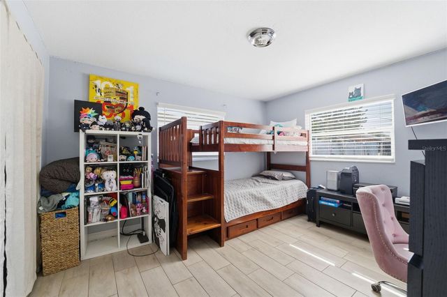 3310 W BEACH STREET, Tampa, FL 33607