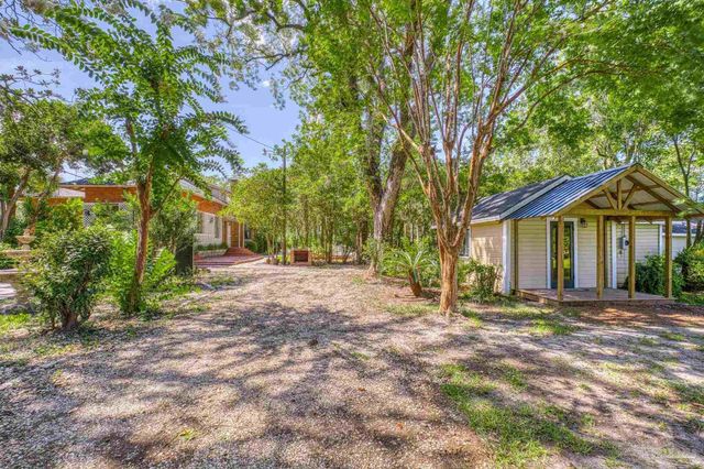 1701 Sowell Rd, Brewton, AL 36426