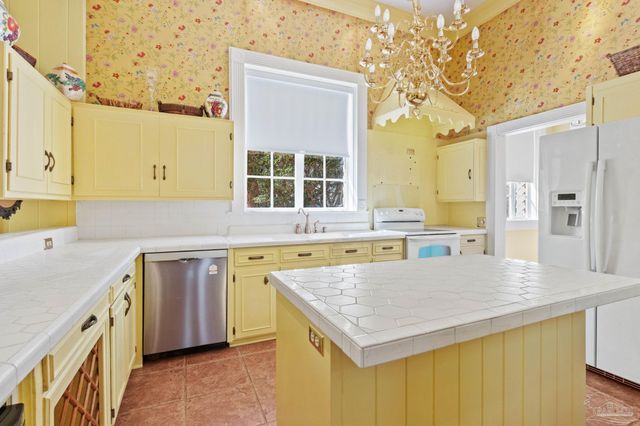 1701 Sowell Rd, Brewton, AL 36426