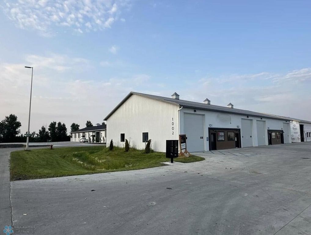 1004 5th Street E 105, Horace, ND 58047