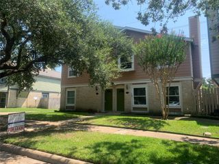 726 Memorial Mews Street 4, Houston, TX 77079