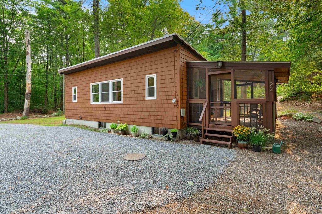 22 Showell Pond Road, Sandown, NH 03873