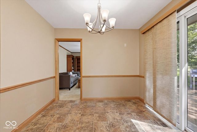 670 Brent Woods Drive, Shelbyville, IN 46176