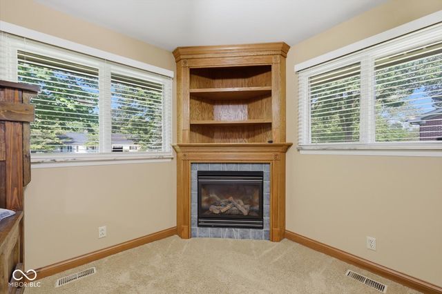 670 Brent Woods Drive, Shelbyville, IN 46176