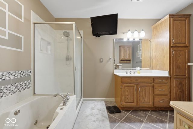670 Brent Woods Drive, Shelbyville, IN 46176