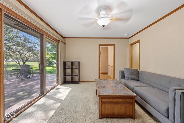 670 Brent Woods Drive, Shelbyville, IN 46176