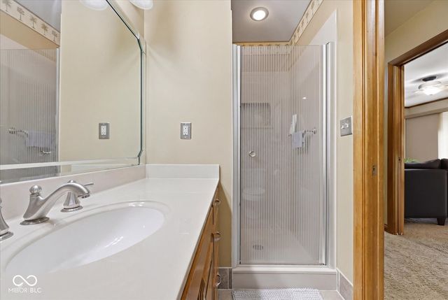 670 Brent Woods Drive, Shelbyville, IN 46176