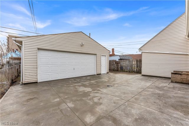 1330 W 67 Street, Cleveland, OH 44102