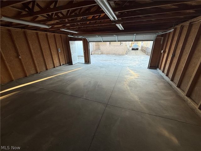 1330 W 67 Street, Cleveland, OH 44102