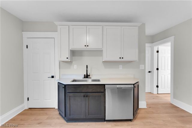 1330 W 67 Street, Cleveland, OH 44102