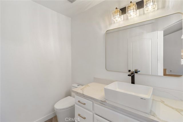 18985 Gault, Reseda, CA 91335