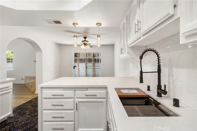 18985 Gault, Reseda, CA 91335
