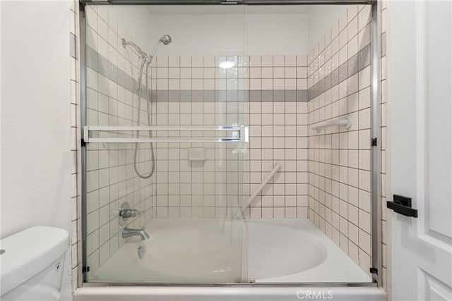 18985 Gault, Reseda, CA 91335