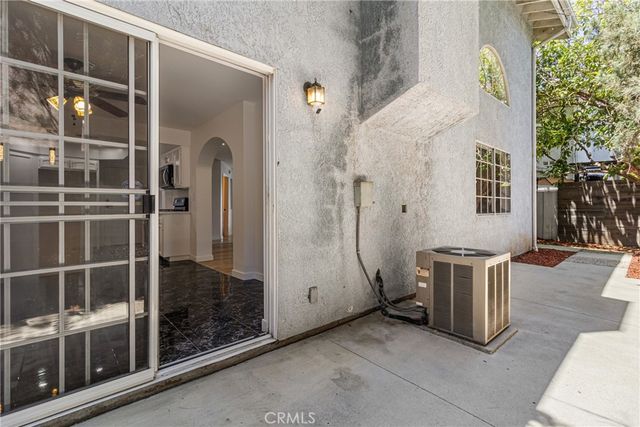 18985 Gault, Reseda, CA 91335