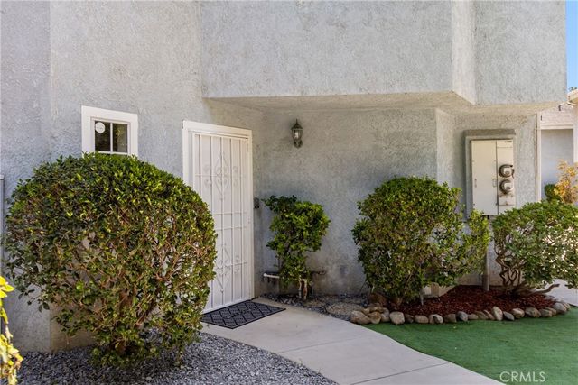 18985 Gault, Reseda, CA 91335